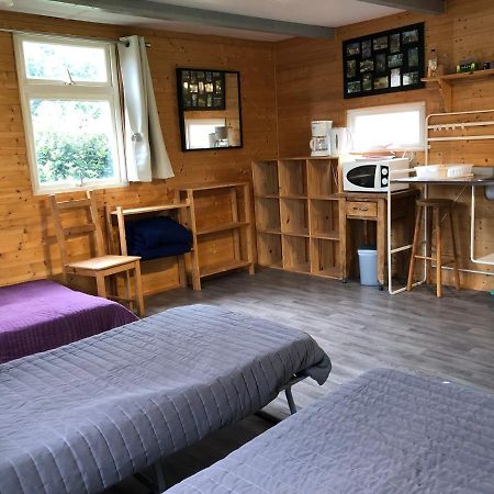 Bungalow "Les Randonneurs" Lacapelle-Marival Exteriör bild