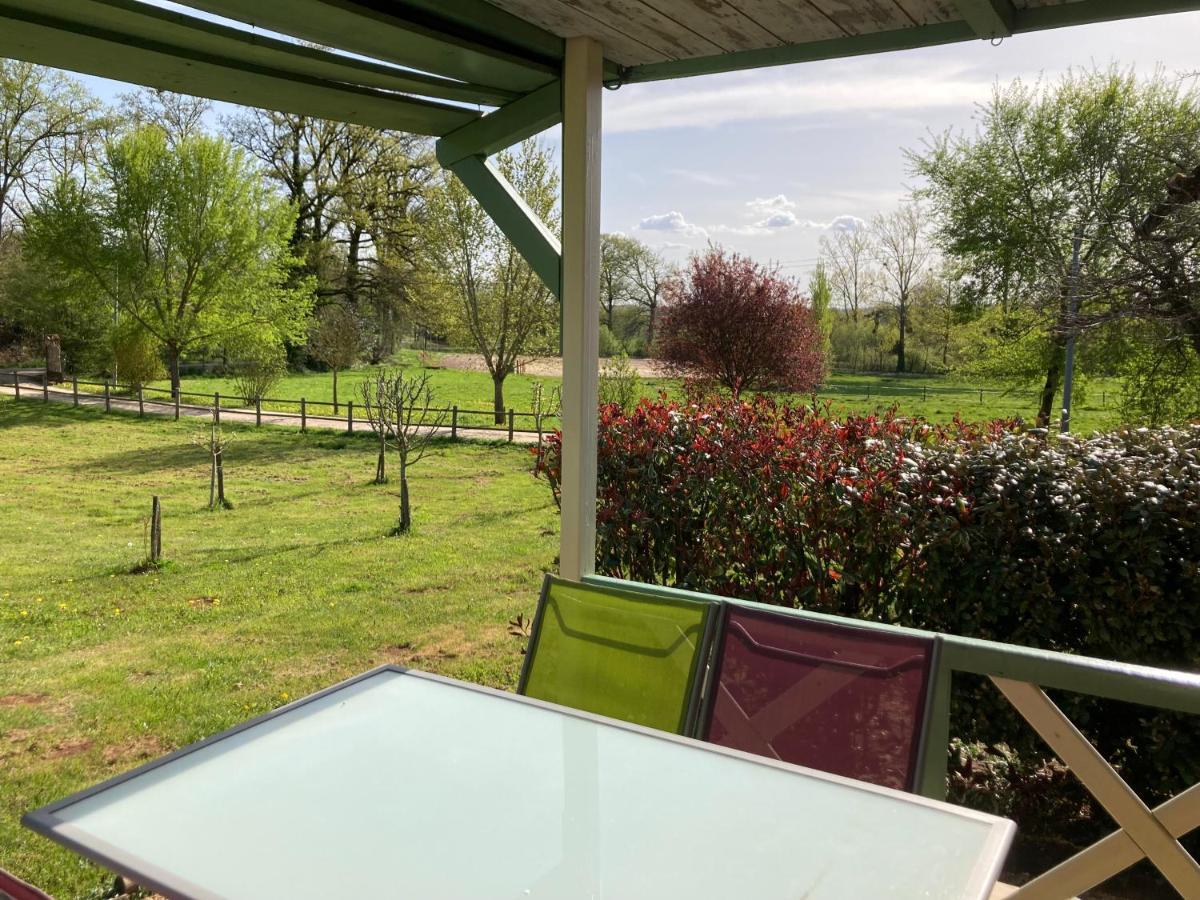 Bungalow "Les Randonneurs" Lacapelle-Marival Exteriör bild